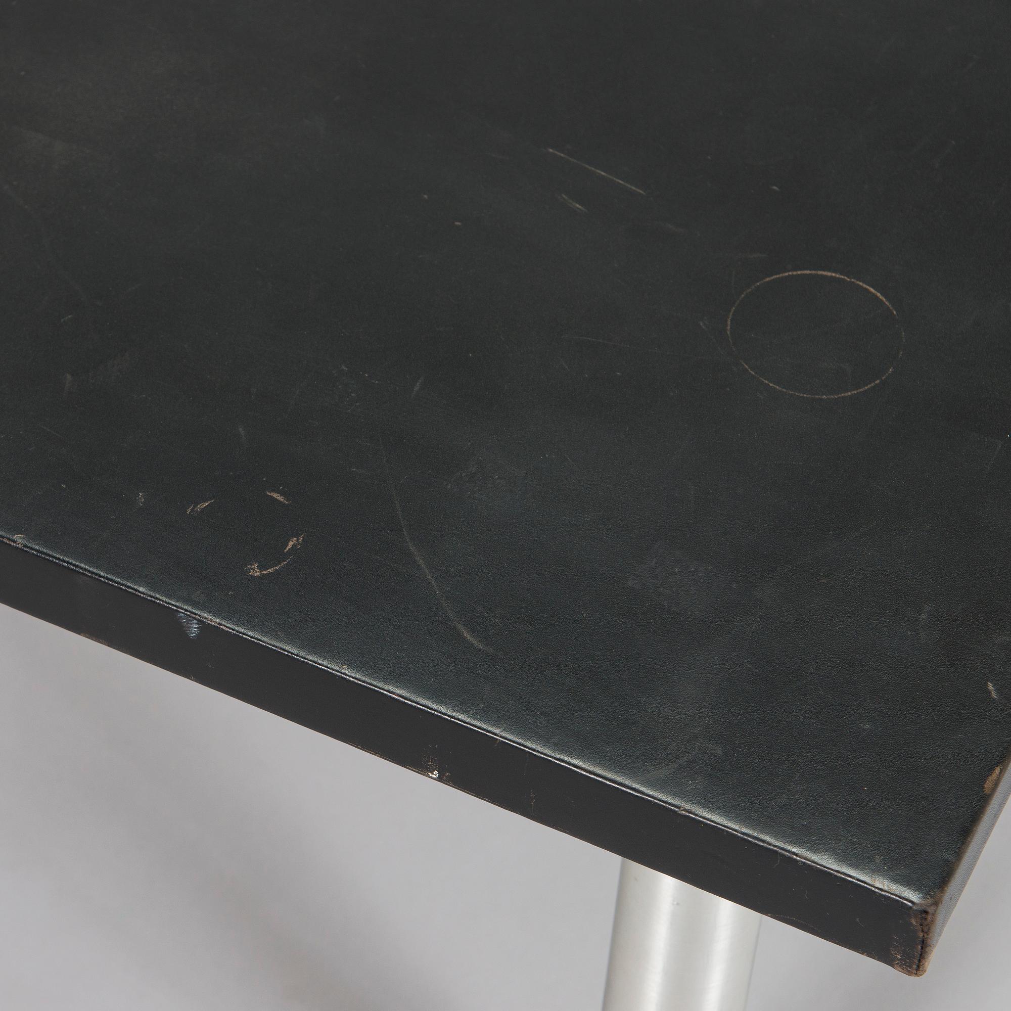 Yrjö Kukkapuro, A 1960s/1970s coffee table for Haimi Oy, Finland.