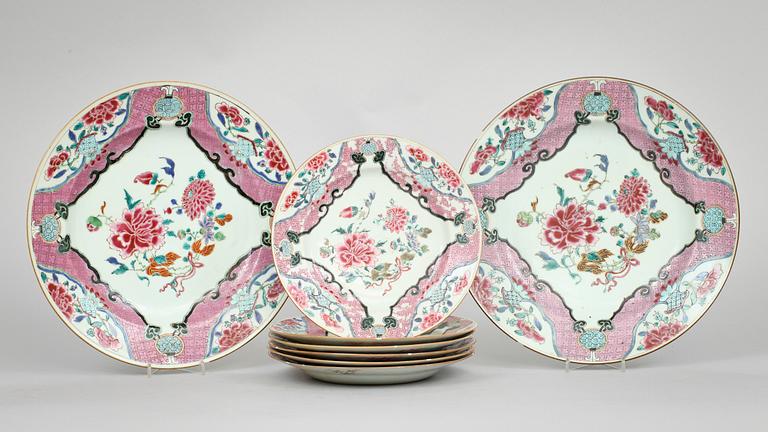 FAT OCH TALLRIKAR, 2+6 st, porslin, Kina, Qianlong, 1700-tal.