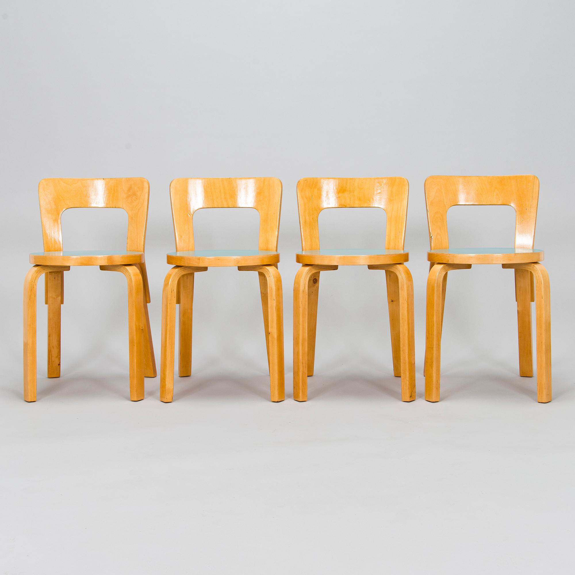 Alvar Aalto, A mid-20th century drop leaf table and chairs for O.Y. Huonekalu-ja Rakennustyötehdas A.B.