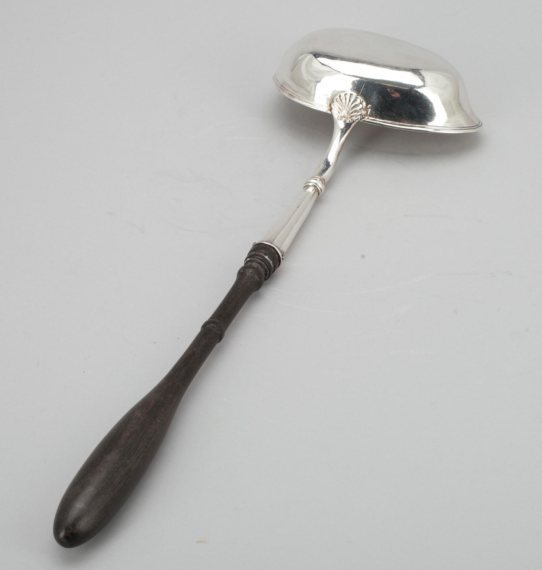 FÖRLÄGGARE, silver, trä. R. Mellin, Helsingfors 1835.