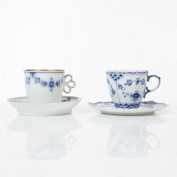 Royal Copenhagen 9 service pieces.