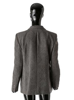 KAVAJ, Armani.