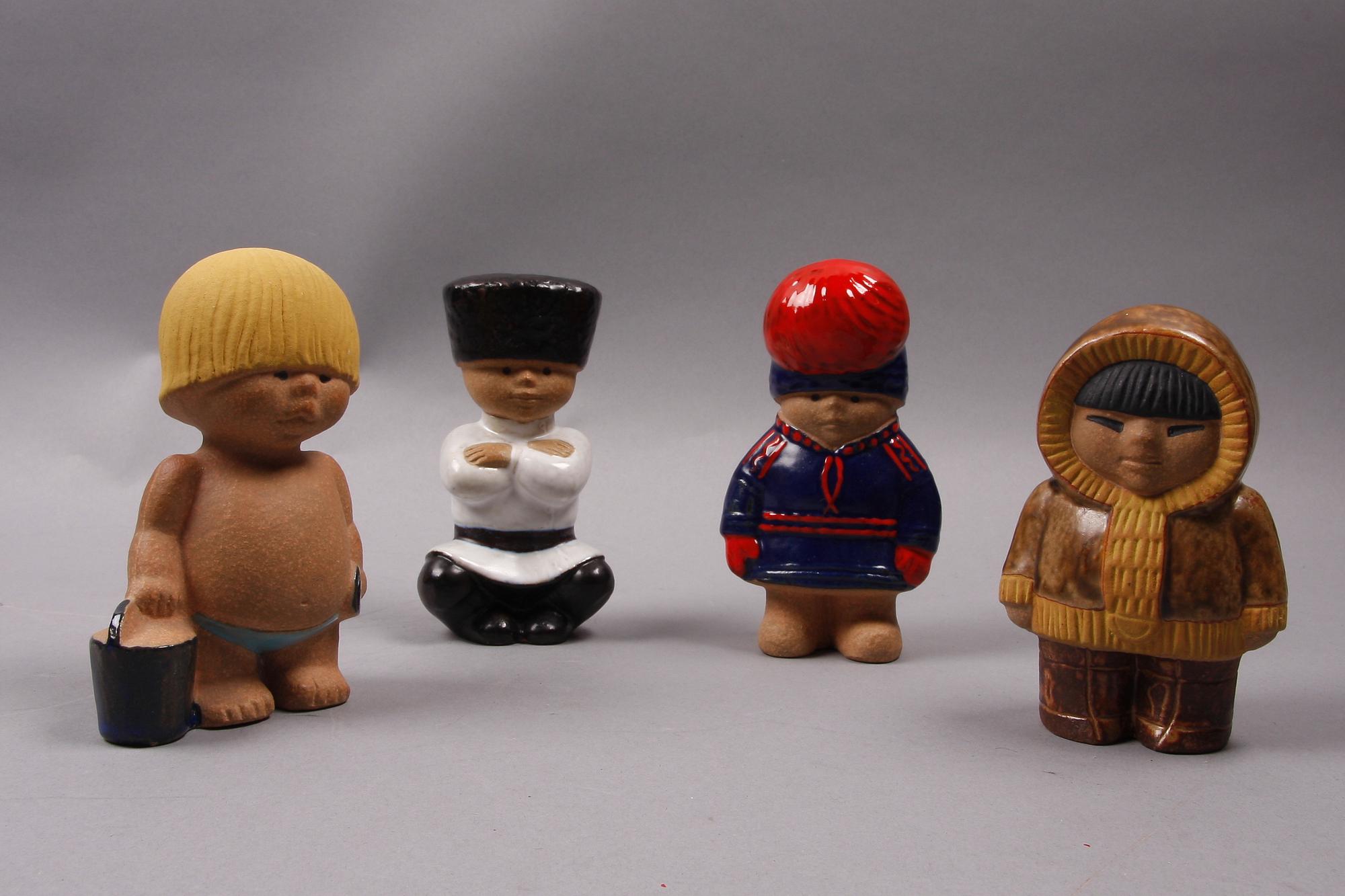 FIGURINER, 8 st, stengods, "All världens barn", Lisa Larson.