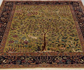 MATTO, an old Oriental, possibly a Tabriz, ca 227,5-228,5 x 171,5-173 cm (as well as 1 and 1,5 cm flat weave at the.