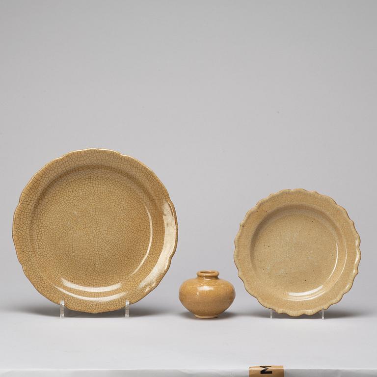 Two ge glazed Chinese dishes and a pot, South East Asian, 20th Century.