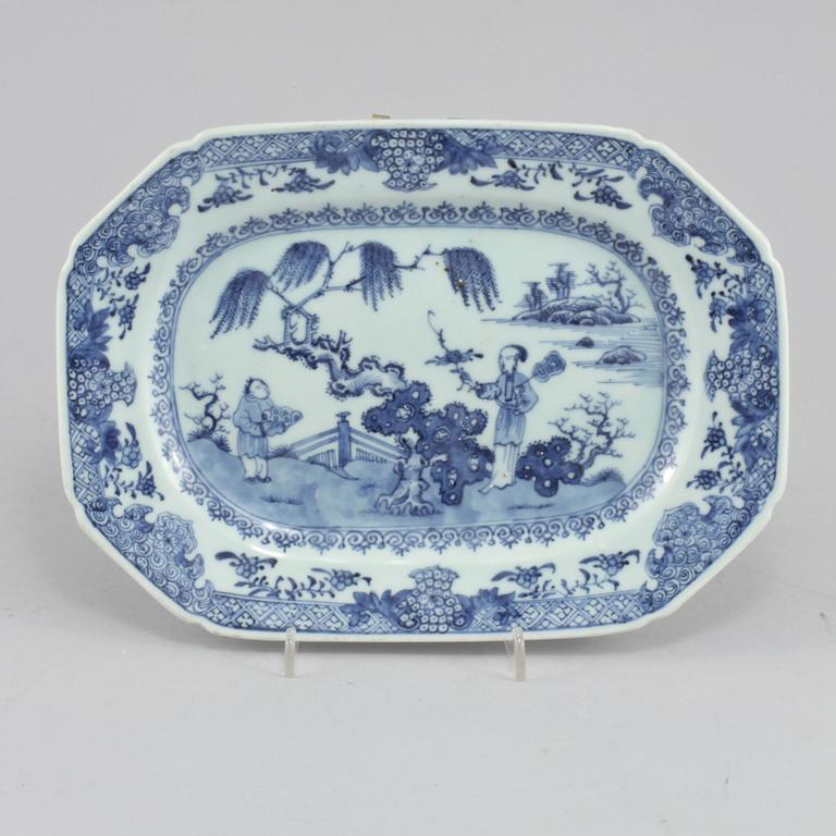 STEKFAT, porslin, Kina, Qianlong (1736-1795).