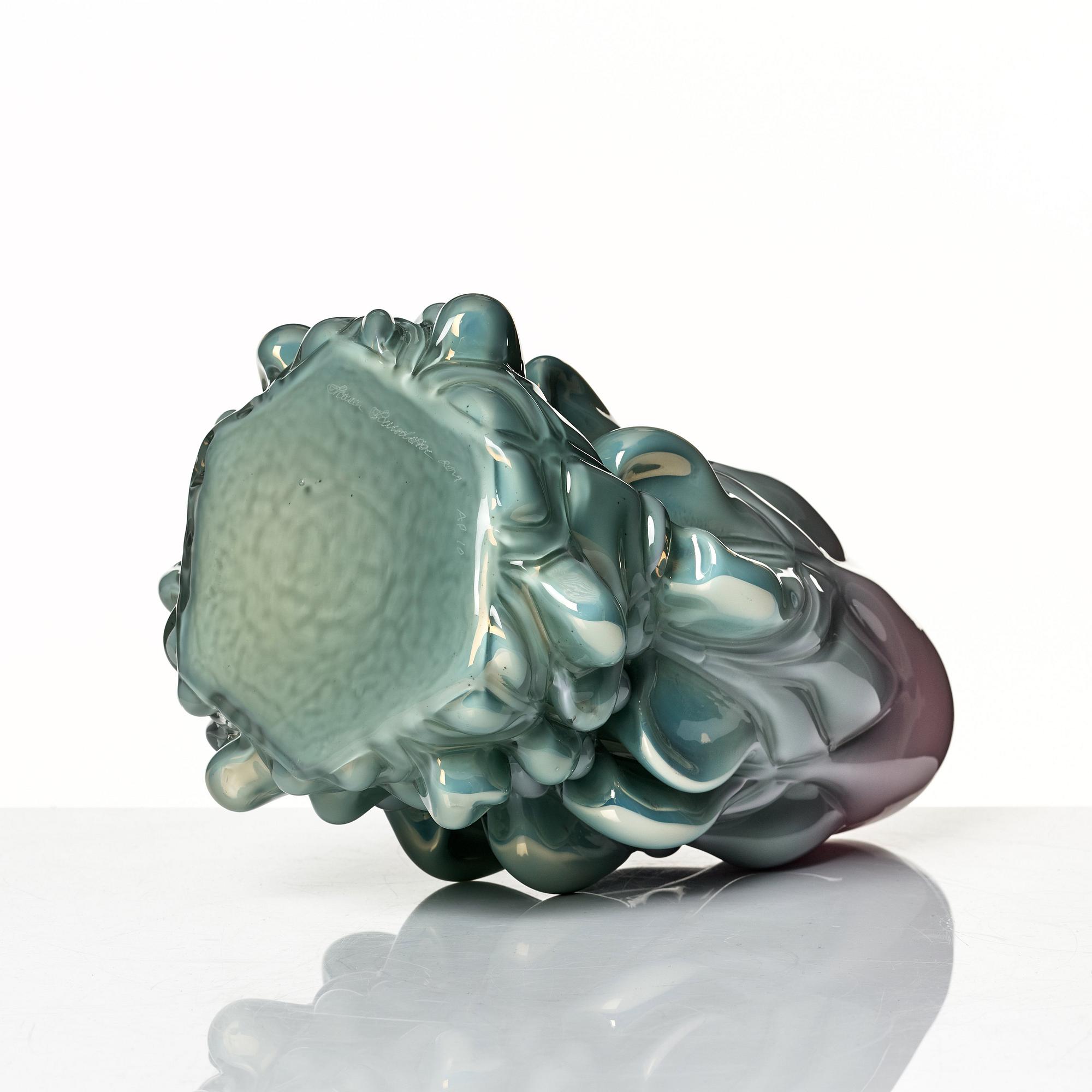 Hanna Hansdotter, a "Stucco print" glass sculpture, The Glass Factory, Boda Glassworks, Sweden 2019.