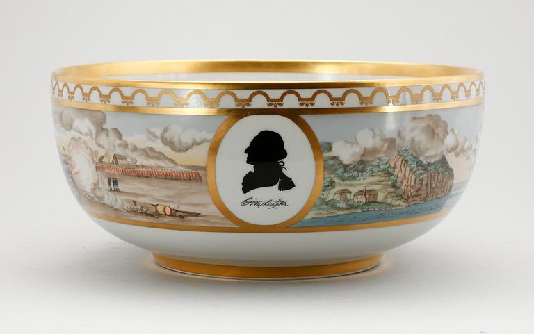 BÅLSKÅL, porslin, "The American Revolution", Sven Vestergaard,  Royal Copenhagen.