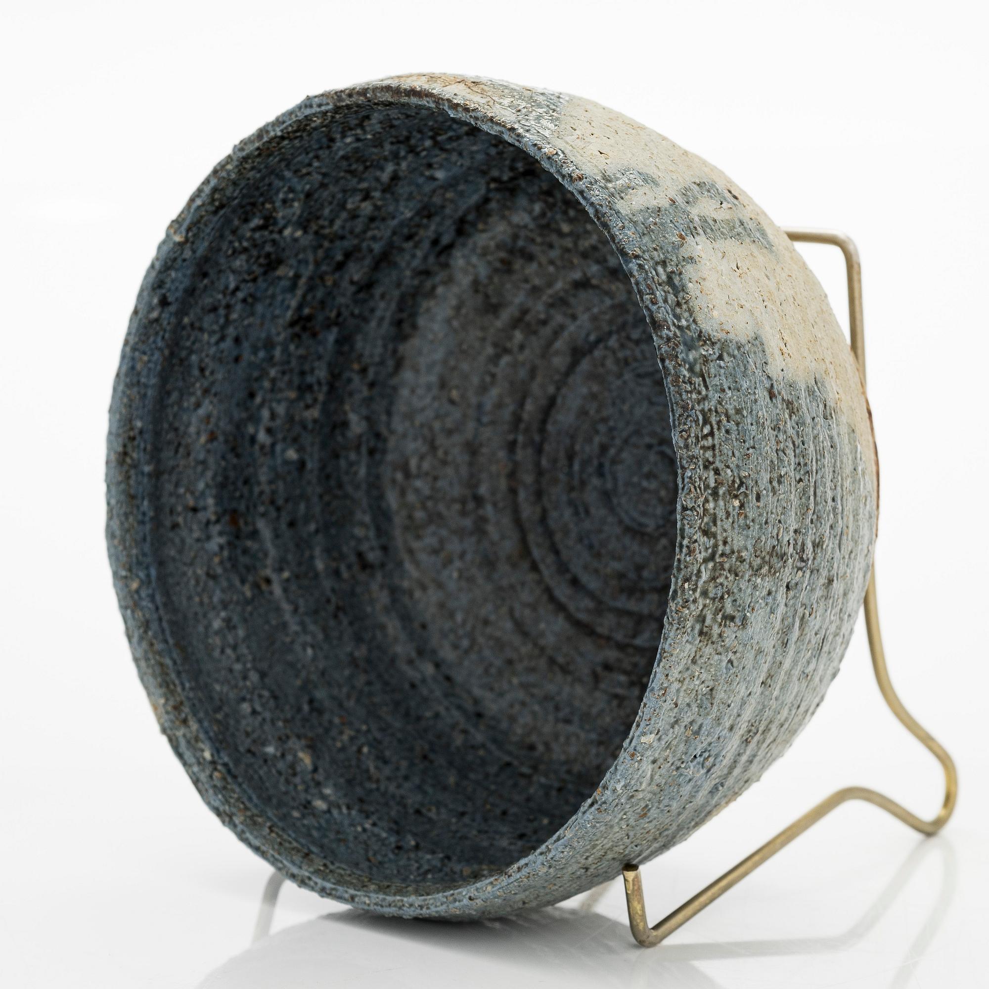 Raija Tuumi, malja, kivitavaraa, signeerattu RT ARABIA 1969.