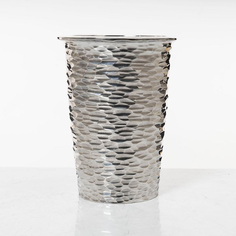 Beaker, silver, Roland Lantz, Stockholm Stamped U8 for 1947.