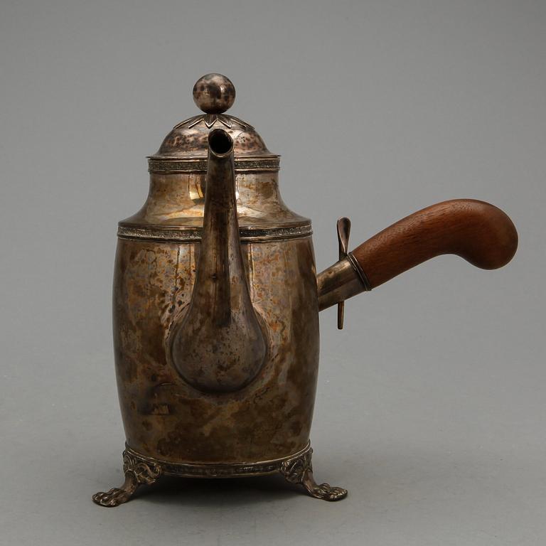 KAFFEKANNA, silver, senempire, Carl Herdin, Falun 1857. Tot ca 578 gram.