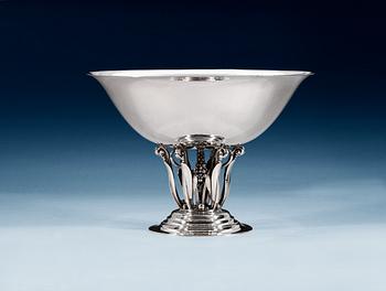 496. A Johan Rohde sterling bowl, Georg Jensen, Copenhagen 1933-44, design nr 196.