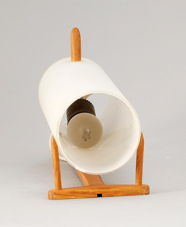 VÄGGLAMPA, ek och opalglas, Luxus, Vittsjö, 1950/60-tal.