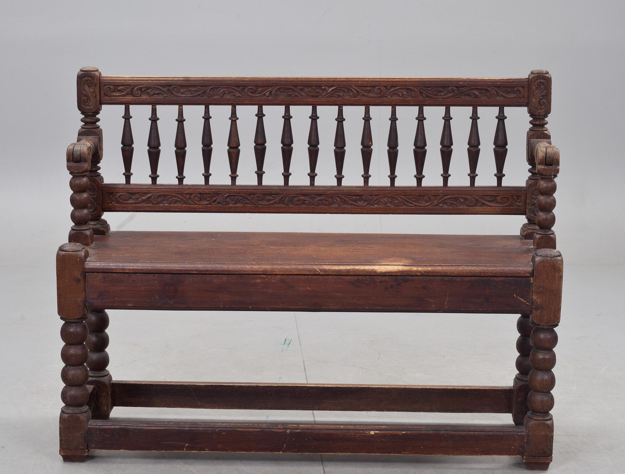 SOFFA MED VÄNDSÄTE, 1700-tal.