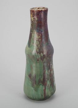 Toini Muona, A CERAMIC VASE.