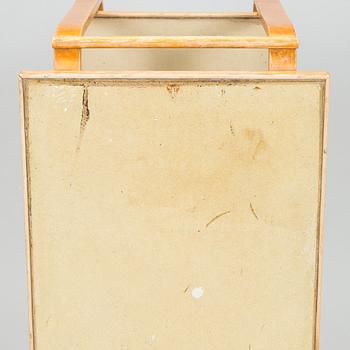 Alvar Aalto, a 1950s '98' tea trolley for Oy Huonekalu- ja Rakennustyötehdas Ab, Finland.