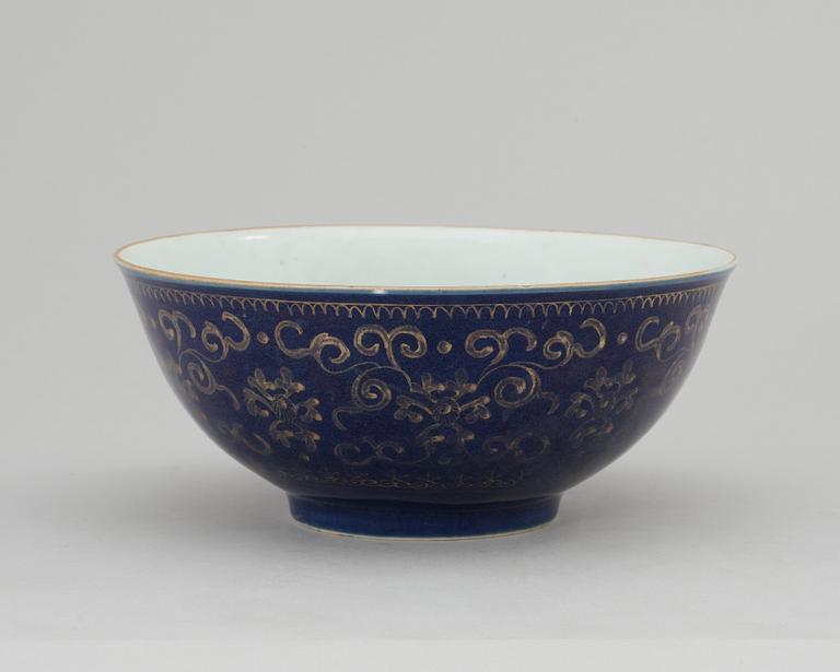 A powder blue bowl, Qing dynasty with seal mark in underglaze blue.