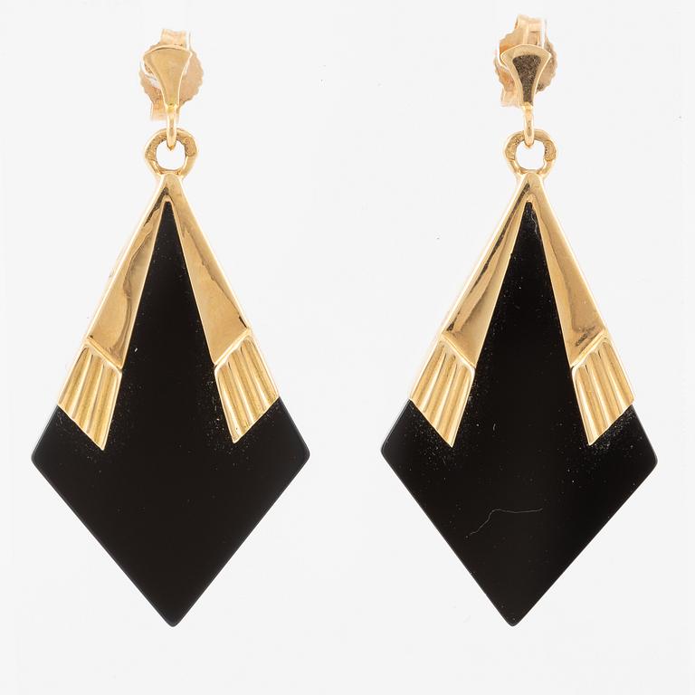 Örhängen, ett par, 18K guld.