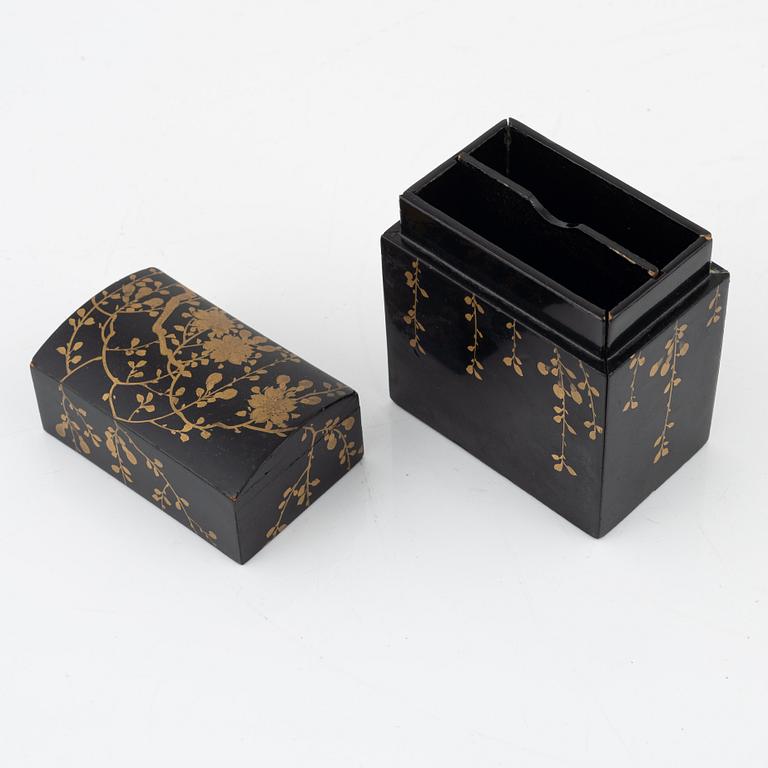A group of Japanese lacquer ware, early 20th Century.