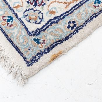 Carpet, Nain, approx. 310 x 200 cm.