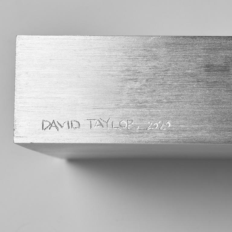 David Taylor, bänk, unik, "Bent Bench", Studio Mellösaverken, Sverige, 2020.