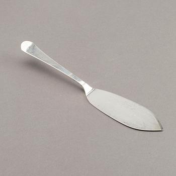 A 20th century silver cake server mark of W Nilsson Lund 1945, weight ca 77 gr.