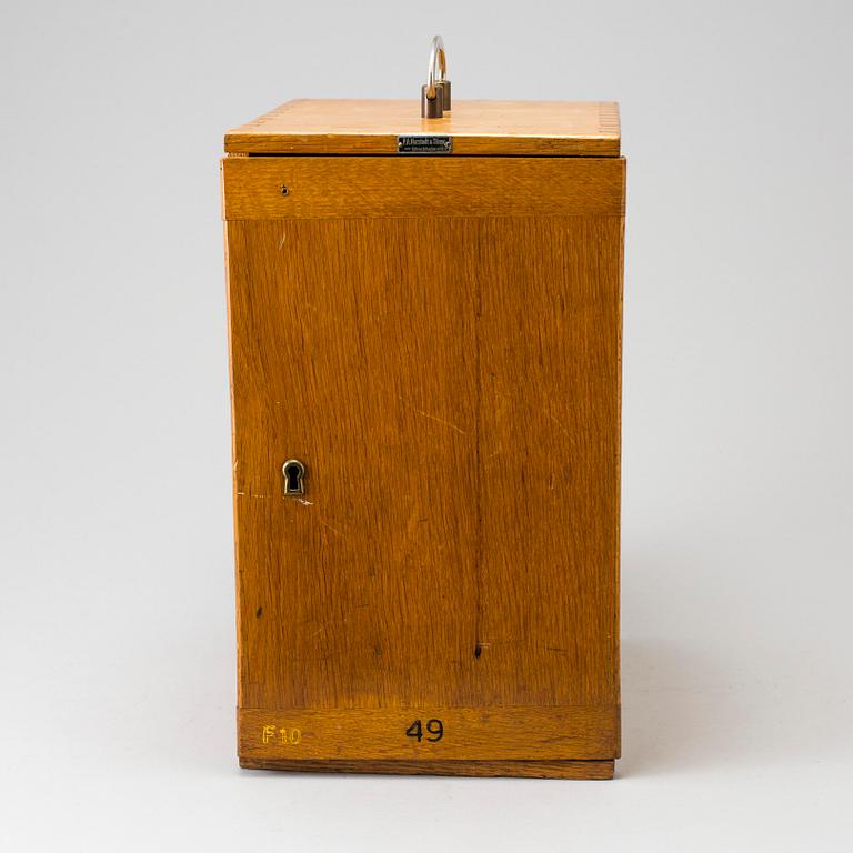 A microscope by Steindorff &Co, Berlin, in the first half of the 20th century.