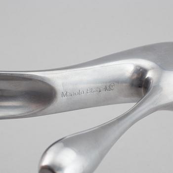 Manolo Blahnik, shoehorn.