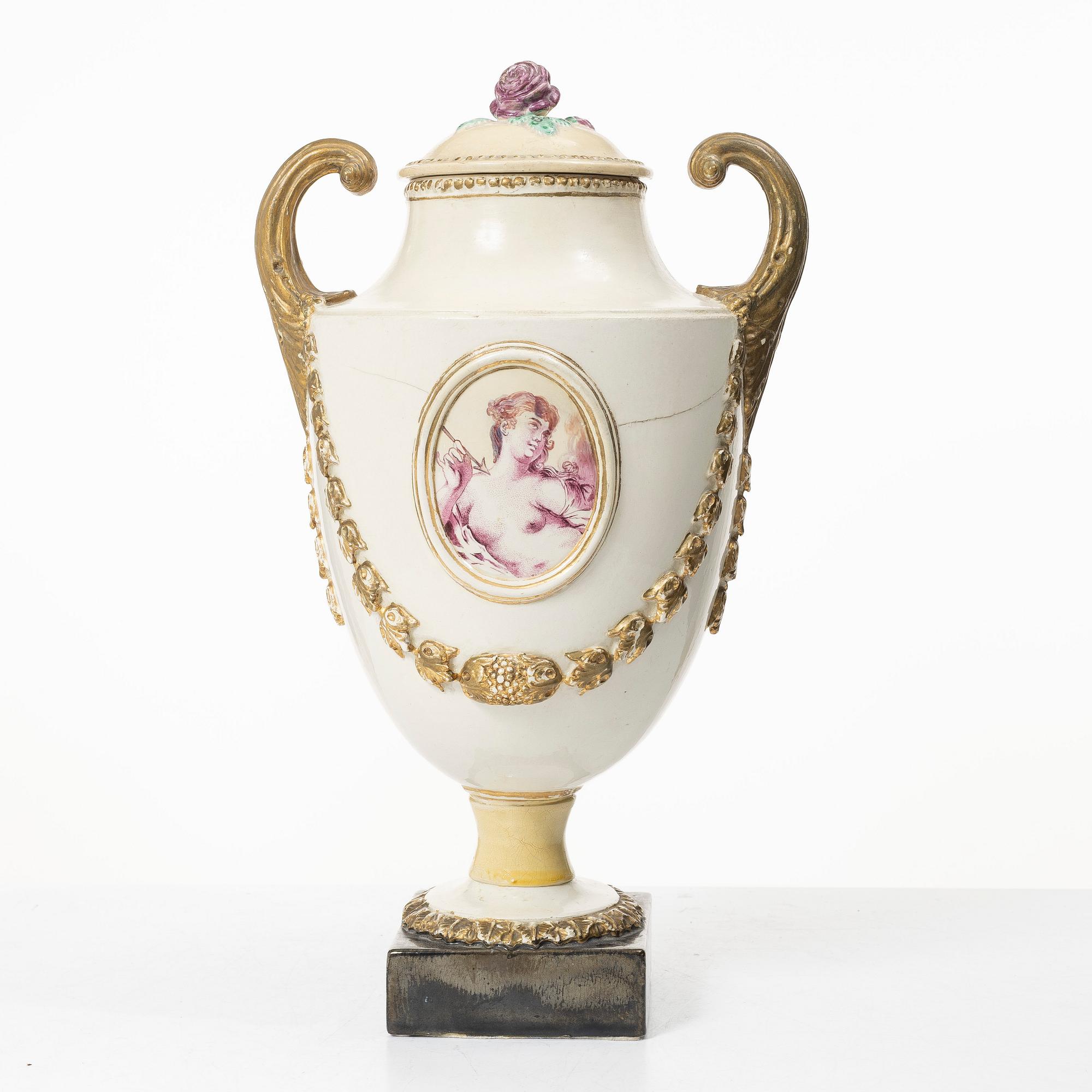 A flintware jar from Marieberg, Steen's period (1769-1788).