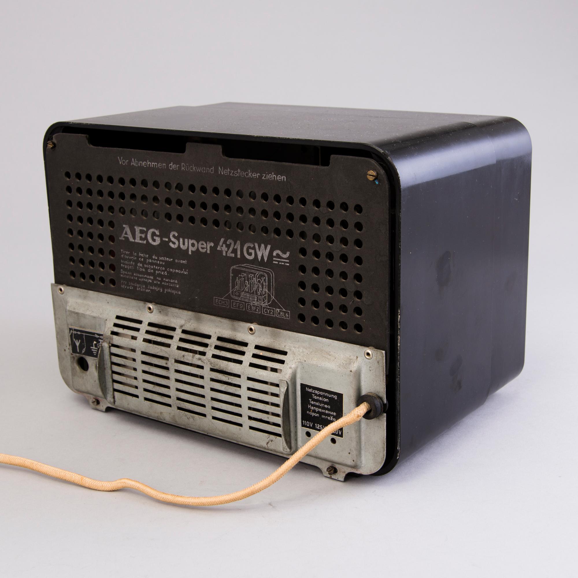 AEG Super 421GW Radio / Broadcast Receiver, Germany 1941-43.