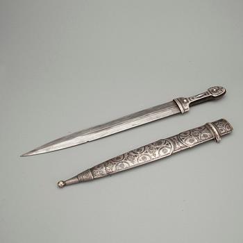 KINDJAL, silver, Tjetjenien, Ryssland, 1900-talets början.