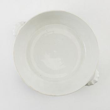 Service approximately 140 pieces "Blue Flower" Royal Copenhagen Denmark 20th century porcelain.