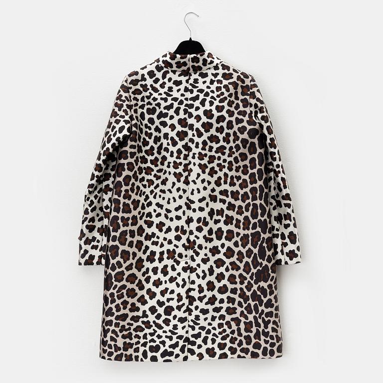 Marc Jacobs, a leopard print silk and polyester mix coat, size 0.