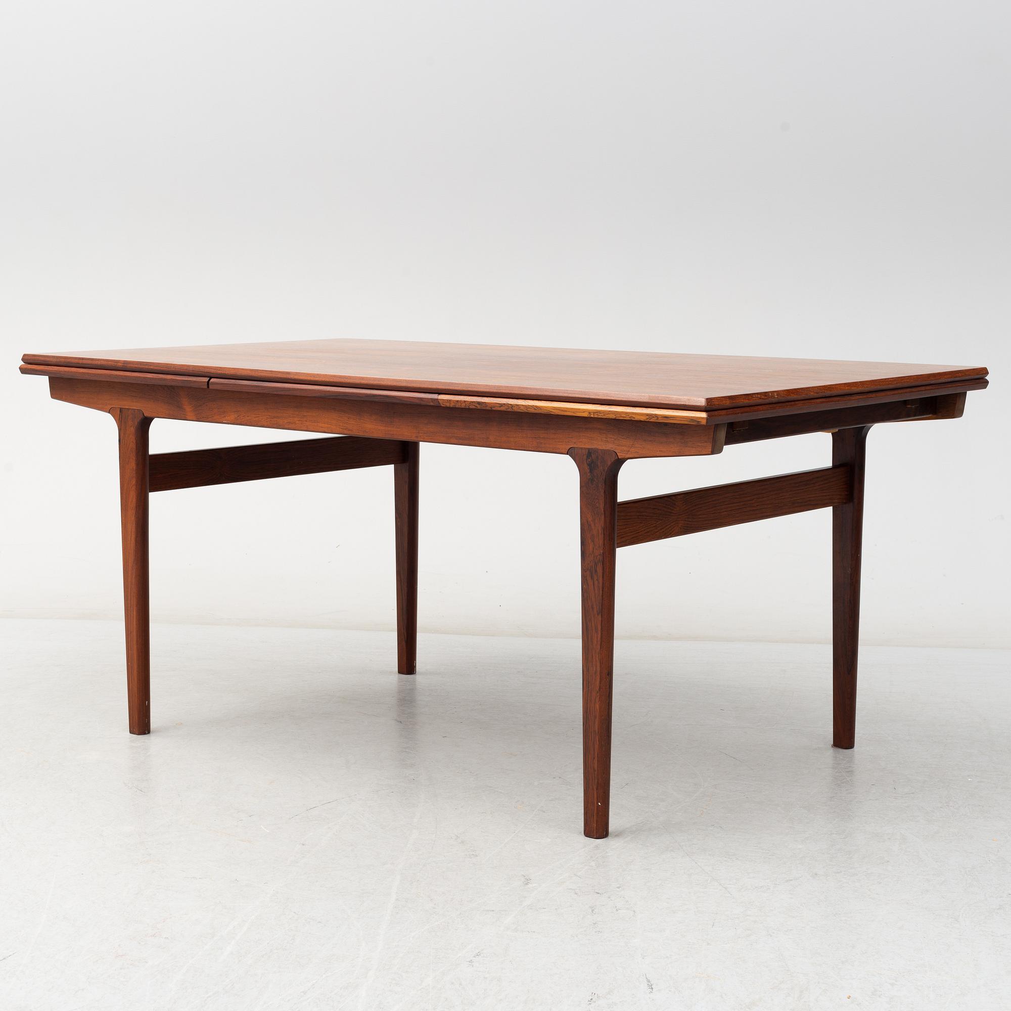 A second half of the 20th Century five piece dining suite, Vejle Stole & Möbelfabrik, Denmark.