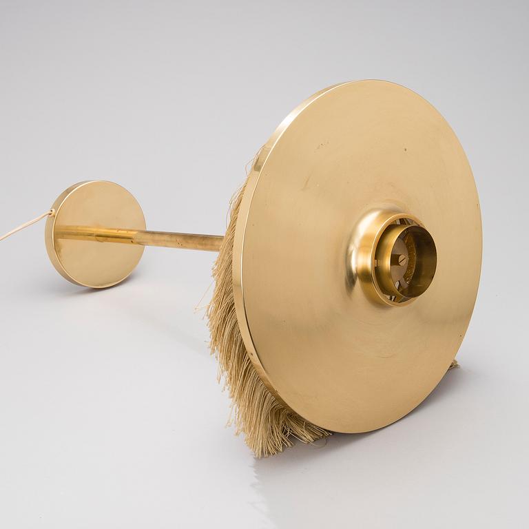 HANS AGNE JAKOBSSON, pöytävalaisin, malli B 138, Markaryd 1970-luku.