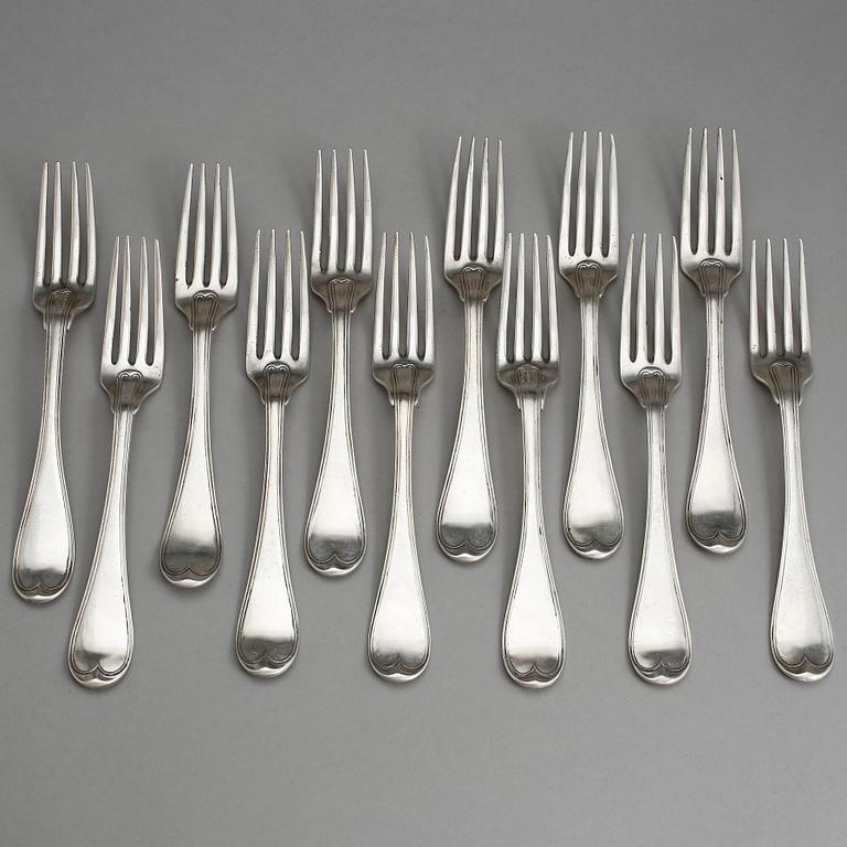 MATGAFFLAR, silver, 12 st, G Hamqvist, Åmål, 1808-1809. Tot vikt ca 846 gram.