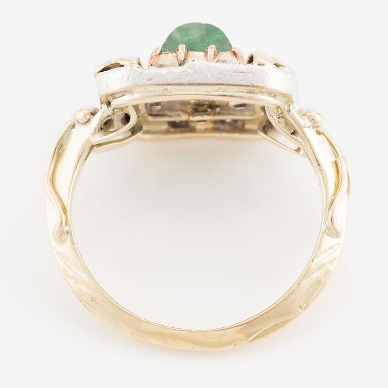 Ring, 14K gold with emerald and old-cut diamonds.