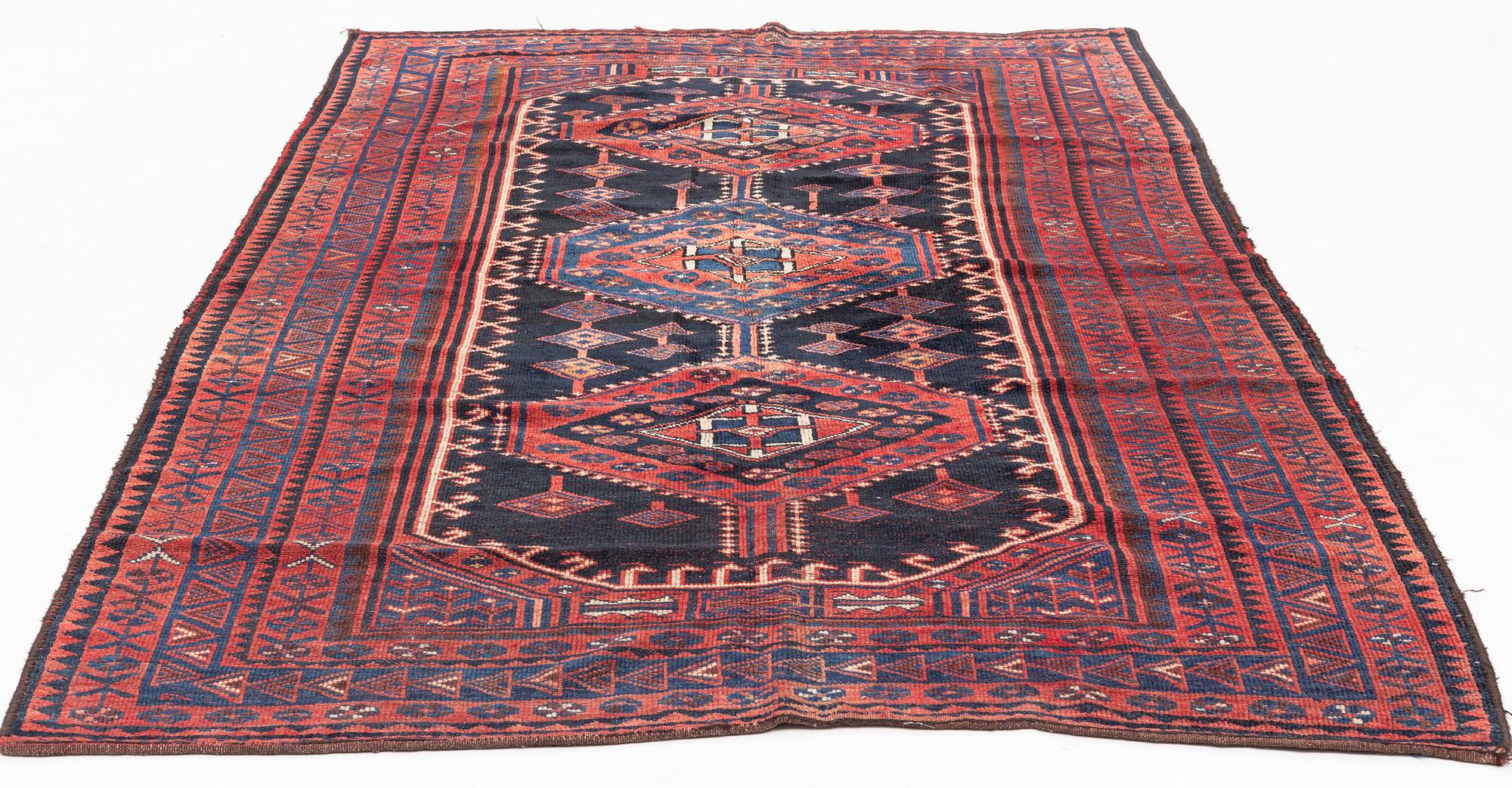 Carpet, Kurdish, circa 265 x 172-175 cm.