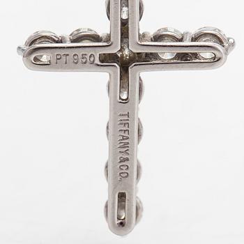 Tiffany & Co, kaulakoru, risti, platinaa ja timantteja, yht. noin 0.66 ct.