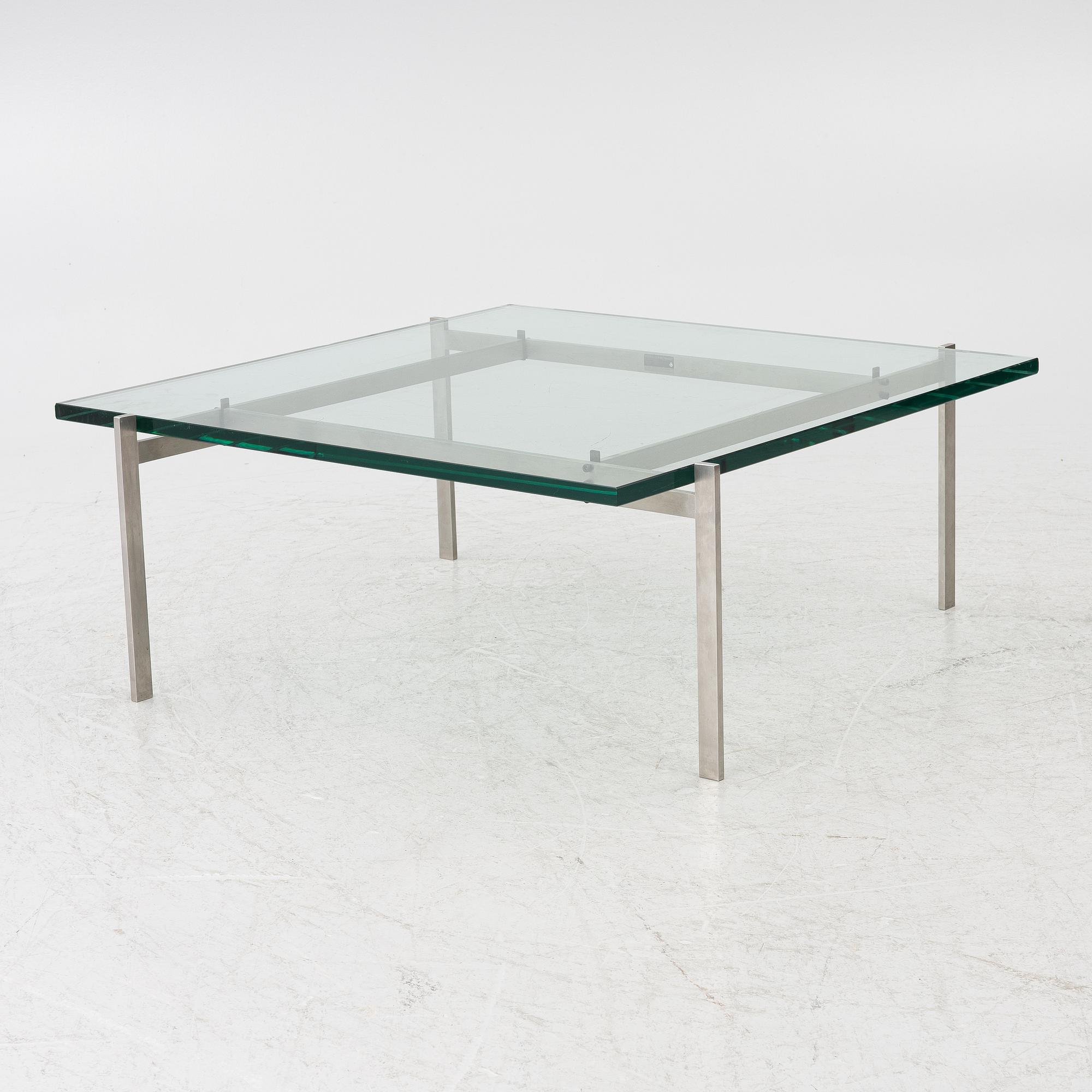 Poul Kjaerholm, soffbord. PK-61, Fritz Hansen, Danmark, 2011.