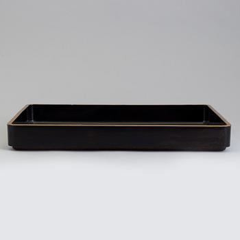 a japanese kimono tray, Meiji (1868-1912).