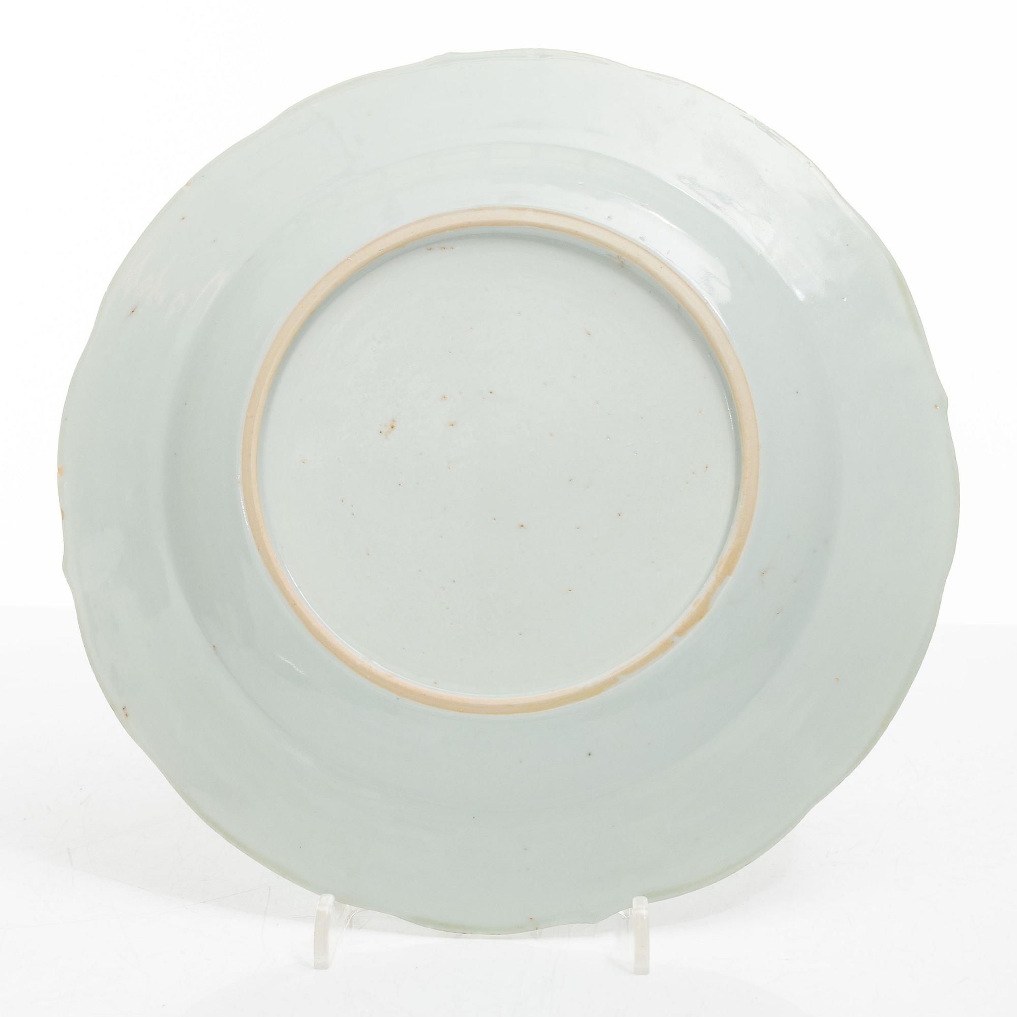 Tallrikar, 22 stycken, kompaniporslin, Kina, Qingdynastin, Qianlong (1736-95).