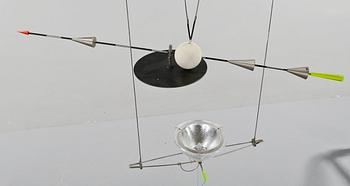 TAKLAMPA, Ingo Maurer, "ILO-ILU", formgiven 1986. Total höjd ca 167 cm.