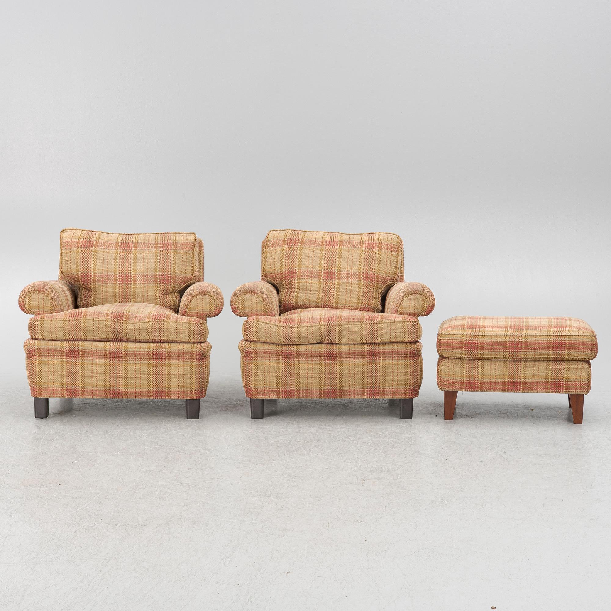 Fåtöljer, ett par, samt en fotpall, 2000-tal.