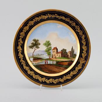 TALLRIK, porslin, Frankrike, 1800-talets första hälft.