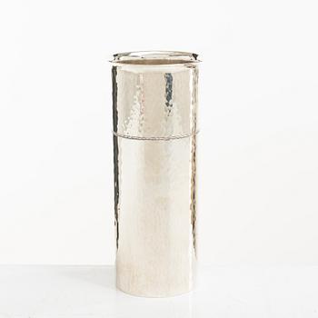 Lennart Råström, A silver vase, CG Råström, Stockholm 1975.