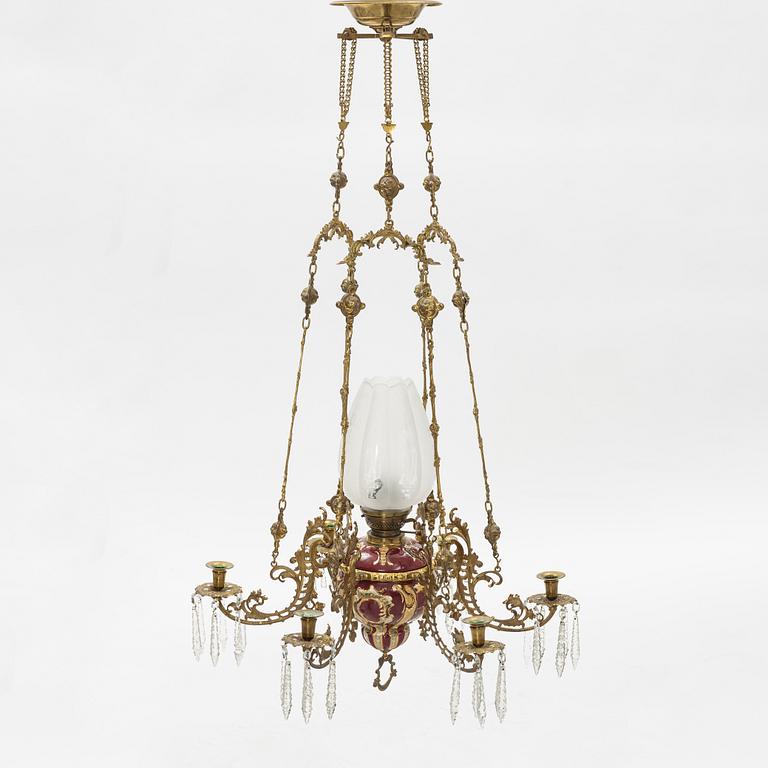 Takfotogenlampa, oskariansk, sent 1800-tal.