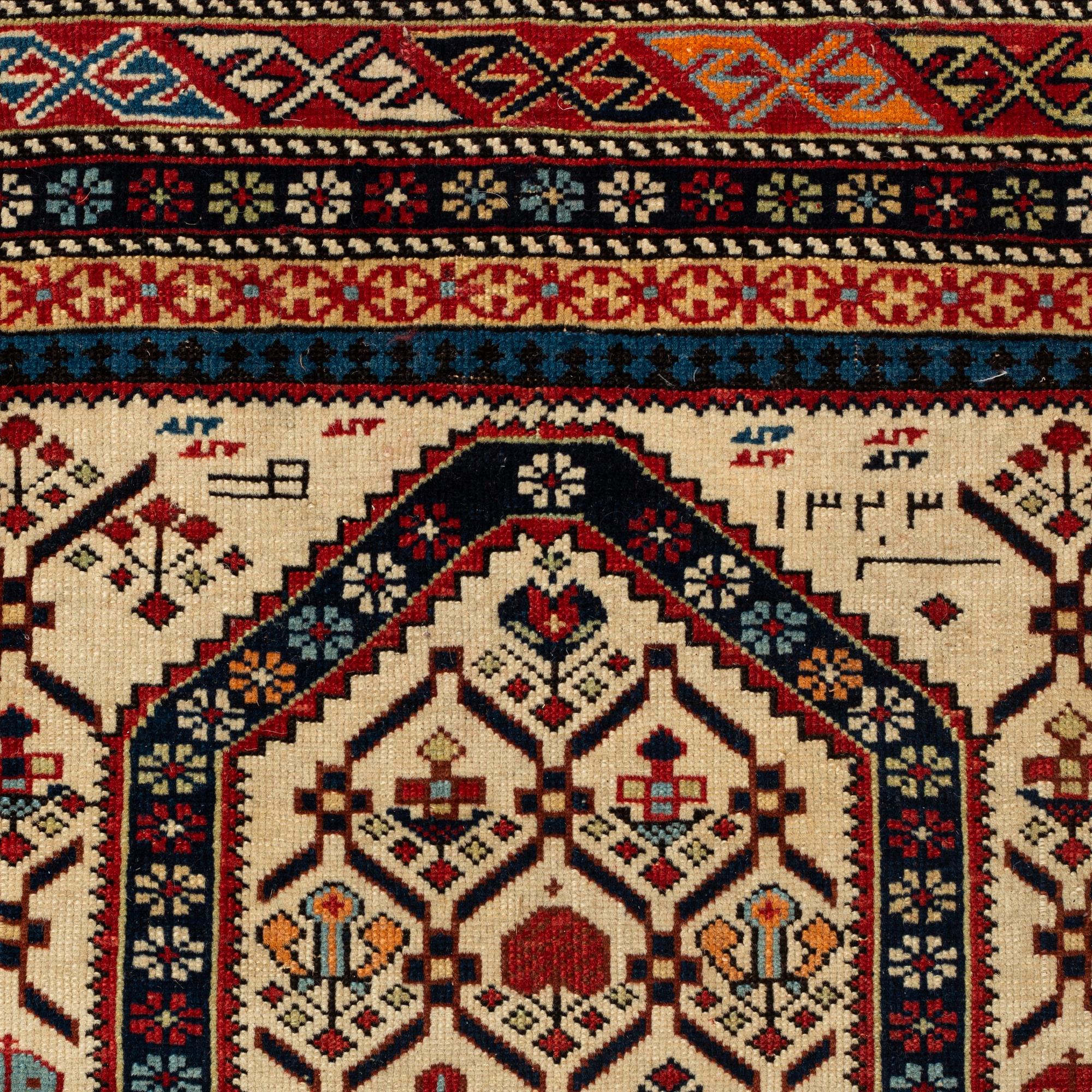 A rug, antique, Shirvan/Dagestan, Namazlyk, ca 138 x 114 cm.