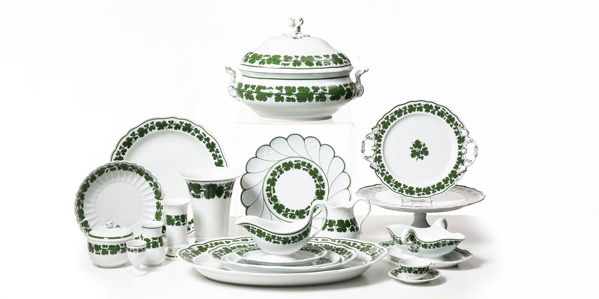 An 187-piece 'Weinlaub' porcelain dinner and coffee service, Meissen, Germany.
