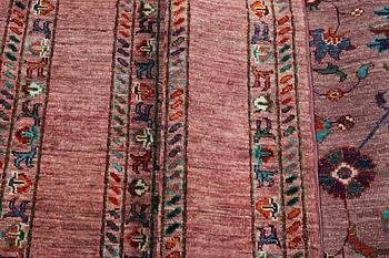 A rug, Zeigler Ariana, c. 206 x 155 cm.